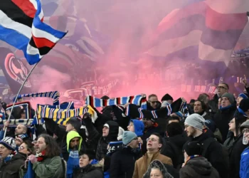 Aficionados de Sampdoria (FOTO: AFP)