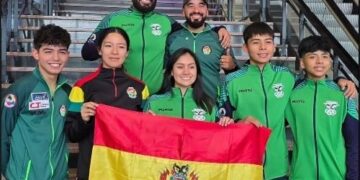 El equipo boliviano de karate.