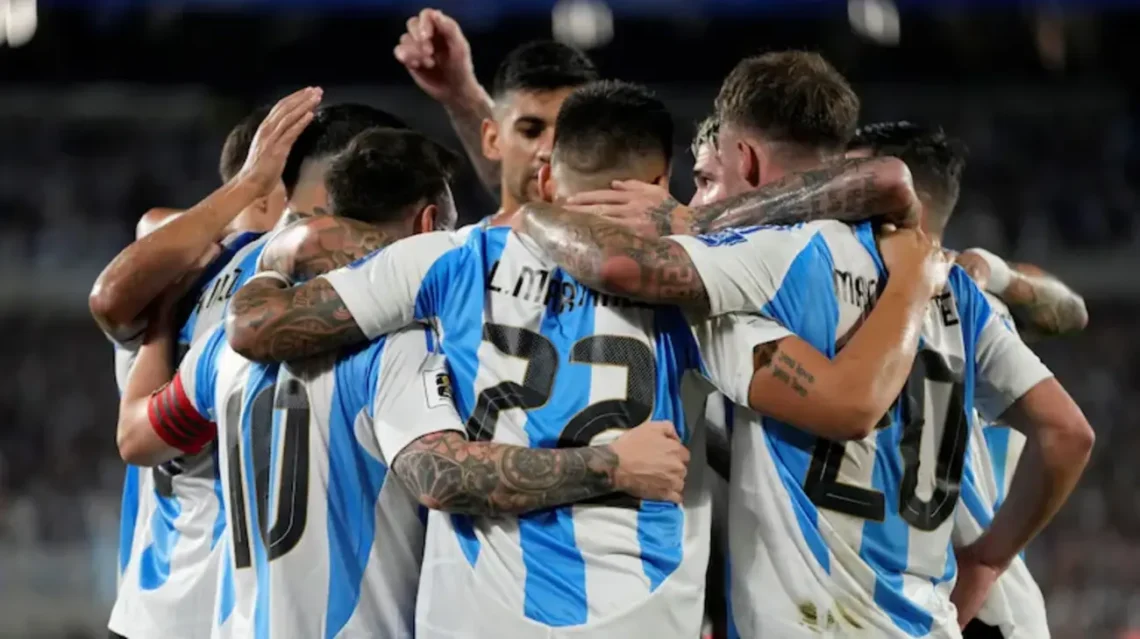 El plantel de la selección argentina luego de un partido