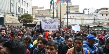 Los transportistas retomarán la vigilia el lunes.