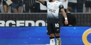 El neerlandés Memphis Depay