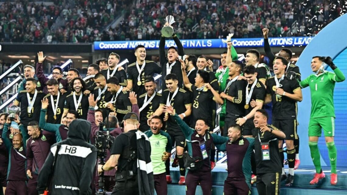 El 'Tri' celebrando el título de la Liga de Naciones de la Concacaf