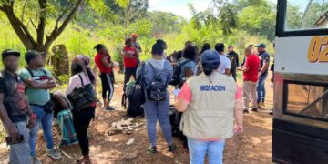 Los migrantes estaban en un bus