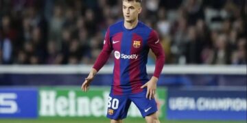 Marc Casadó en acción con el FC Barcelona