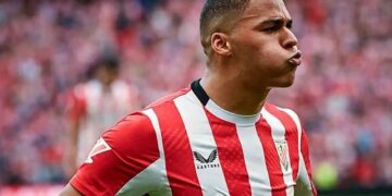Maroan Sannadi con la camiseta del Athletic Club