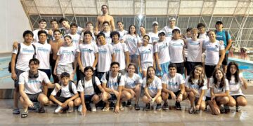 Los integrantes del club Sport Motion de Santa Cruz.