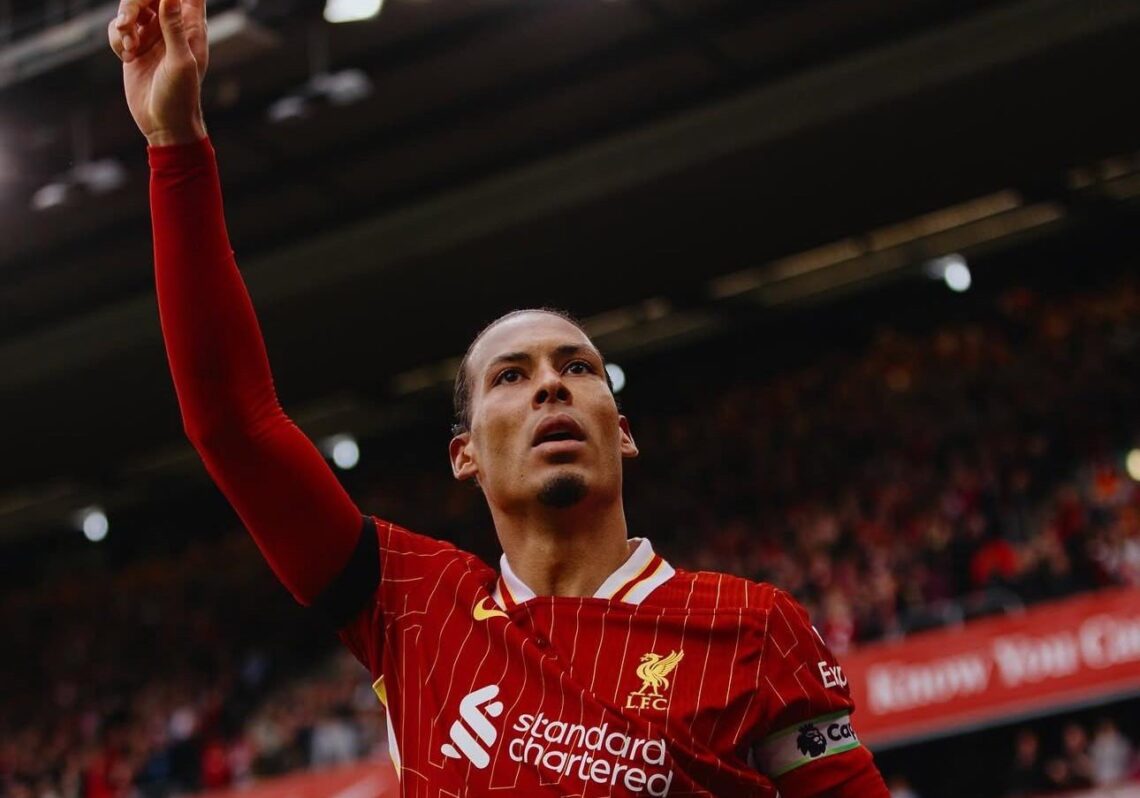 Virgil Van Dijk al ingresar al vestuario