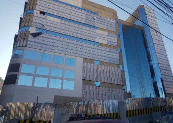 La construcción del Hospital San Antonio. FOTO: Javier Escalier