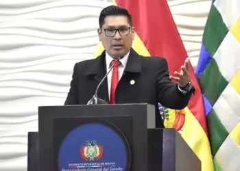El procurador general del Estado, Ricardo Condori, participa de un acto institucional.  Foto: Procuraduría.