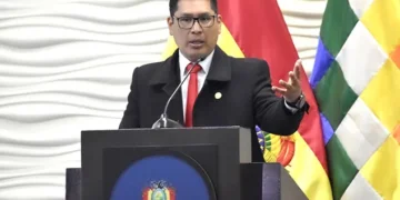 El procurador general del Estado, Ricardo Condori, participa de un acto institucional.  Foto: Procuraduría.