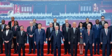 Xi Jinping con los invitados al foro / RRSS Lula da Silva