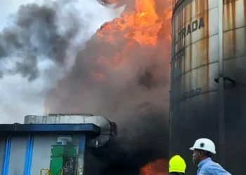 Explotó uno de los tanques/AFP