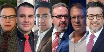 ANALISTAS. Yerko Ilijic, Paul Coca, William Bascopé, Jorge Richter,  Jaime Dunn y Antonio Saravia.
