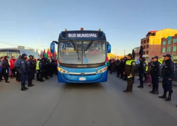Ocho buses municipales serán desplegados. Foto: GAMEA.