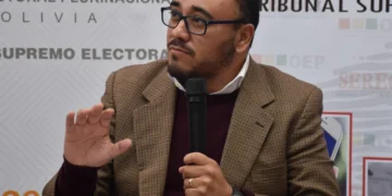 El vocal del TSE, Gustavo Ávila, participa de un evento institucional. Foto: TED Tarija
