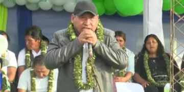 El dirigente campesino Ponciano Santos participa de la proclamación de Evo Morales en Chimoré.