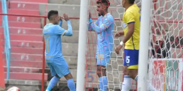 Ramiro Vaca felicita a Fabio Gomes en el Titán de El Altp