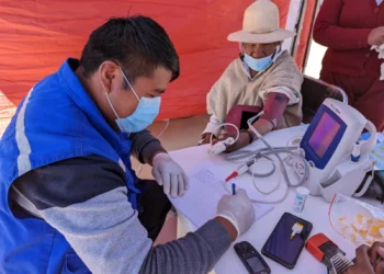 Para un diagnóstico oportuno, se recomienda acudir a revisiones médicas periódicas. Foto: Ministerio de Salud.