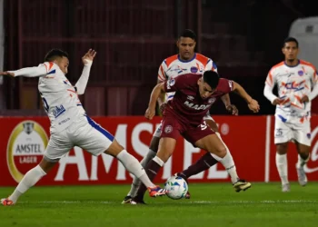 Incidencia del partido entre Lanús y Academia Puerto Cabello