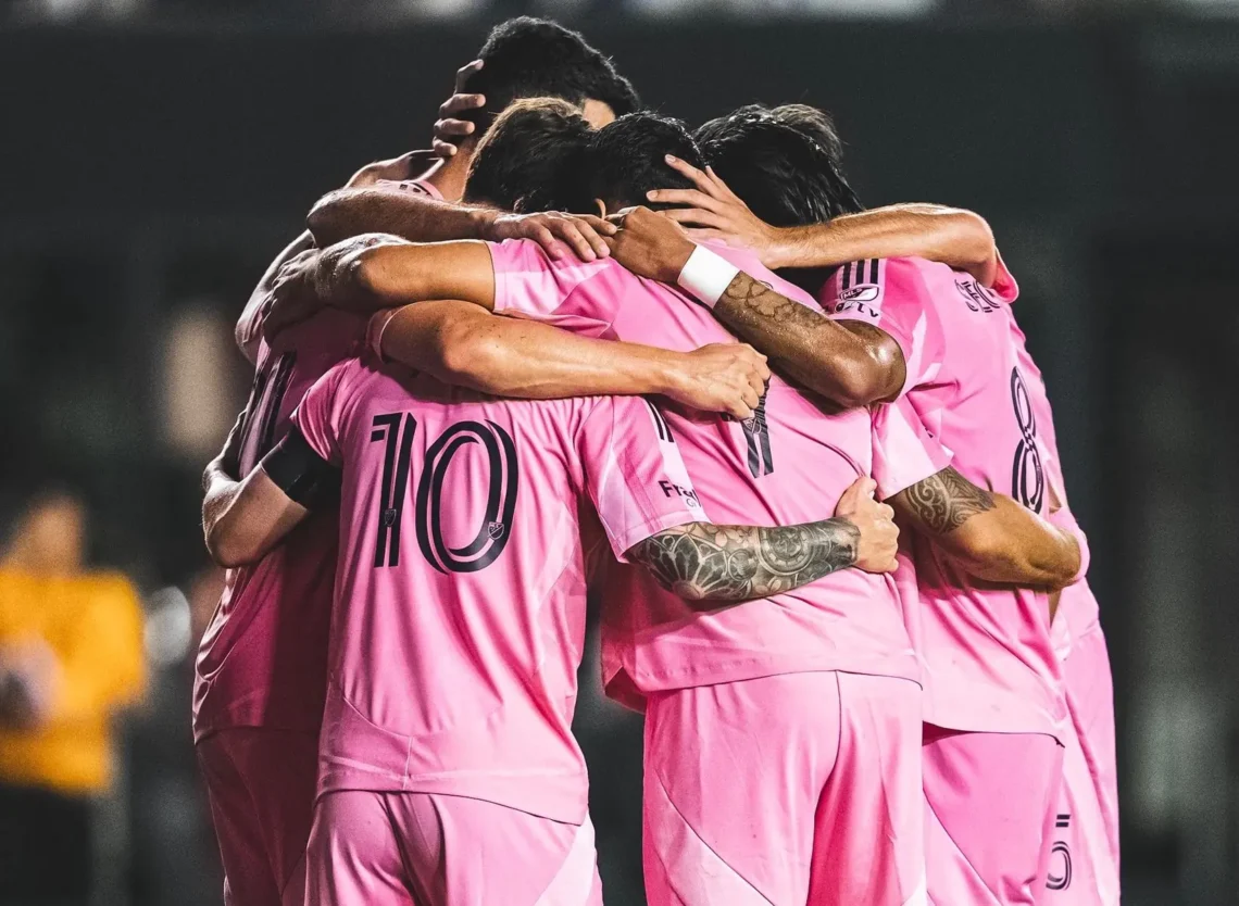Los jugadores de Inter de Miami se abrazan tras uno de los goles (Inter Miami)