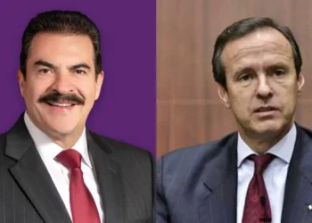 Los candidatos opositores manfred Reyes Villa y Jorge Tuto Quiroga.
Composición La Razón.
