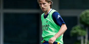 El croata Luka Modric en una práctica del Madrid (AFP)