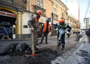La Alcaldía renovará sistema pluvial en 8 puntos del centro paceño. FOTO: GAMLP