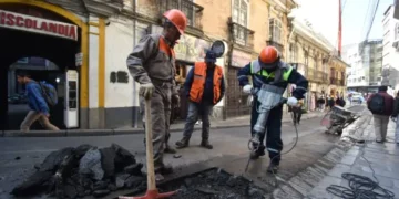 La Alcaldía renovará sistema pluvial en 8 puntos del centro paceño. FOTO: GAMLP