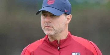 Mauricio Pochettino con el uniforme de EEUU