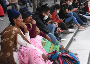 La Paz continúa en alerta por infecciones respiratorias agudas. FOTO: GAMLP