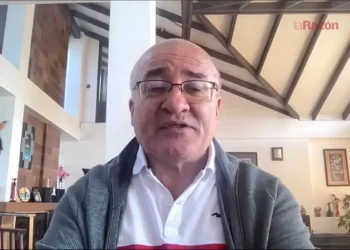 El exministro Hugo Moldiz en entrevista con Piedra, Papel y Tinta.