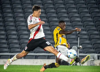 Incidencia del partido de ida entre River y Barcelona SC