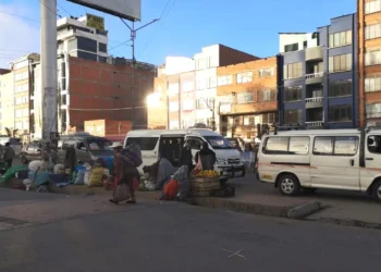 La avenida Juan Pablo II, en El Alto. FOTO: GAMEA