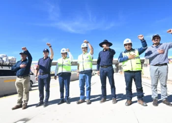 El presidente Luis Arce durante la entrega de la Doble Vía Sucre-Yamparáez. Foto: Lucho Arce.