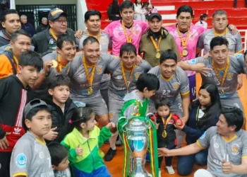 Fotos del campeón. Crédito: Comisión de Futsal Bolivia