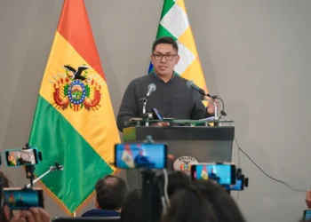Zenón Mamani, informa sobre el nuevo fondo. Foto: Ministerio de Desarrollo Productivo.