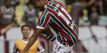 Keno festeja su gol