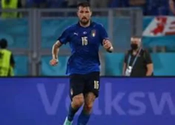 Francesco Acerbi con la selección italiana