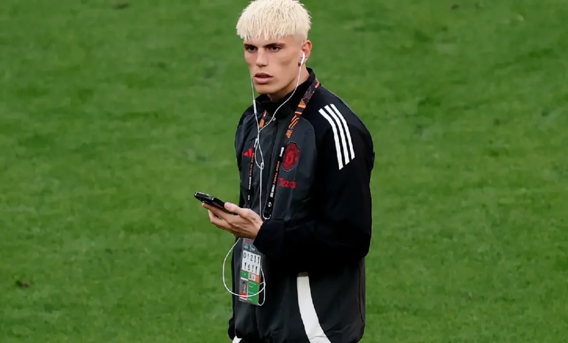 Garnacho en el entrenamiento de Manchester United (FOTO: Manchester United)