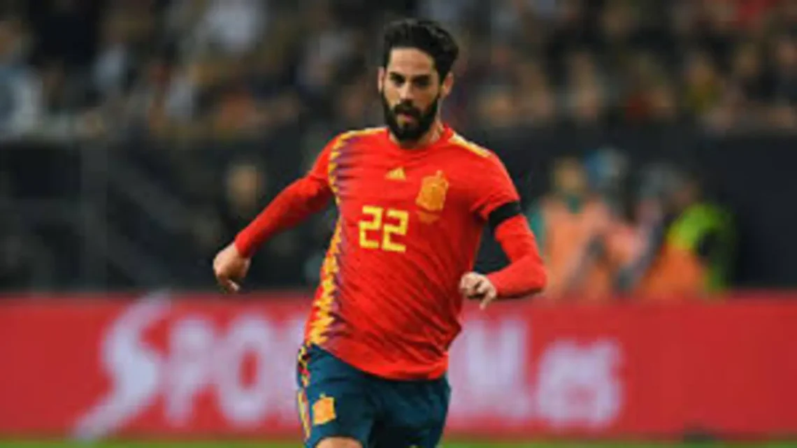 Isco Alarcón con la camiseta de la selección española