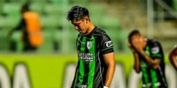 Miguel Terceros con la camiseta de America FC