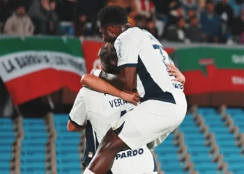 Festejo de un gol de los jugadores de Independiente