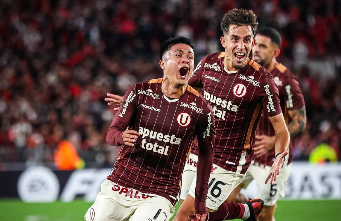 Festejo del gol de Universitario de Deportes