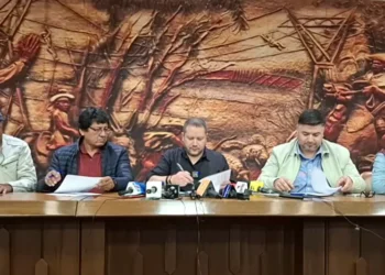 YPFB llega a un acuerdo con la Concabol. Foto: Ministerio de Hidrocarburos.