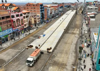La construcción del distribuidor de la extranca de Río Seco. FOTO: GAMEA