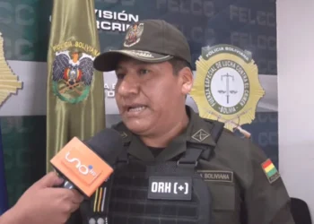 El mayor Neber Castillo, de la FELCC de Los Lotes dio en informe/Captura Red UNO