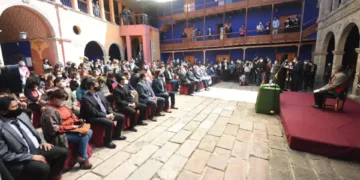 Por crisis económica, Alcaldía de La Paz reduce 52 cargos jerárquicos. FOTO: GAMLP