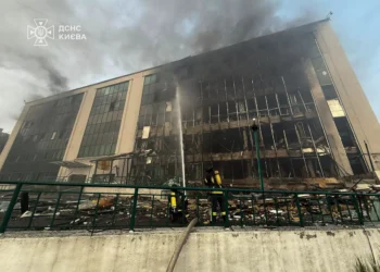 Varios edificios en Kiev sufrieron daños/RRSS Volodimir Zelenski