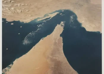 El estrecho de Ormuz es controlado por Irán/IRNA