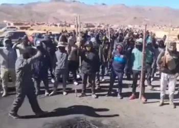 Bloqueadores evista en cercanías del municipio de Llallagua.